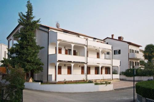 2 bedrooms, 2 beds