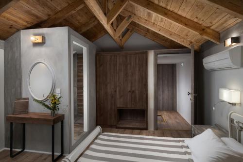 Morfeas Hotel - image 12