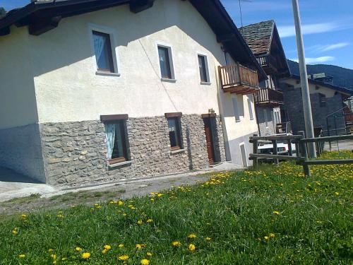  Apartment with amazing views and private sauna in Saint Nicolas Aosta, Pension in Saint Nicolas