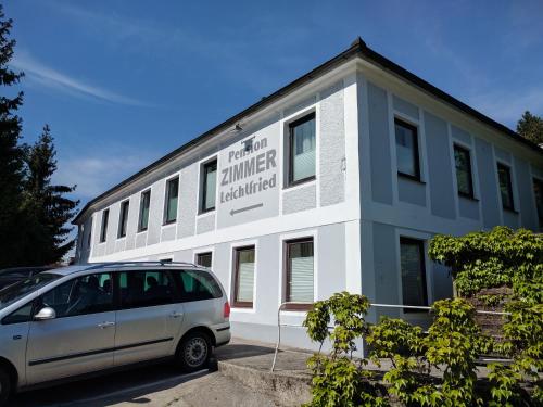 Sissepääs, Pension Leichtfried in Amstetten