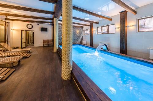 บริการและสิ่งอำนวยความสะดวก, ZimaSnow Ski & Spa Club in โปลยานึตสยา