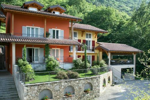  Cascina nel Bosco, Pension in Cannobio bei Sant’Abbondio