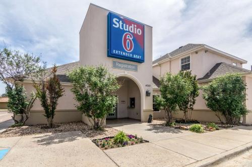 Studio 6-Lubbock, TX - Medical Center