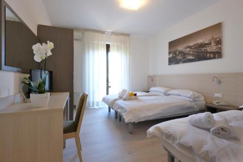 Hotel Gelmini Room Type - Triple Room