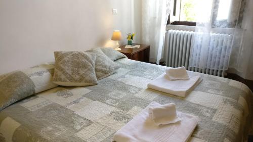 Double Room image 4