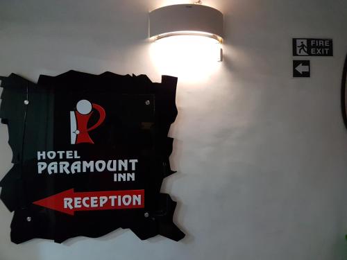 Hotel Paramount Inn
