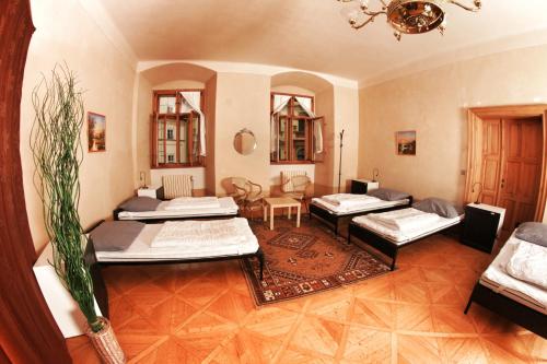 Hostel HOMEr - Old Town Square - image 4