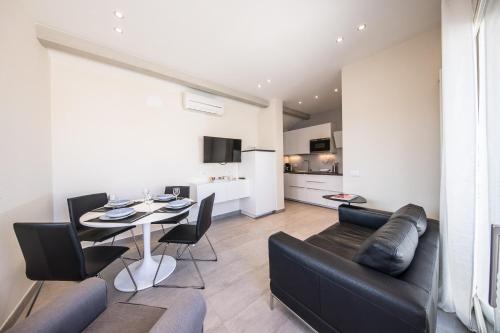 Monica Appartamenti - Apartment - Sirmione