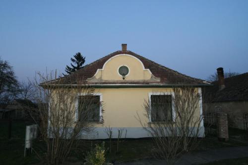  Orgona Vendégház in Megyer