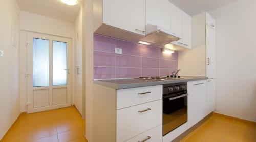 Apartments Lopari 2