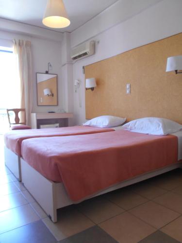 Galaxy Hotel in Pylos