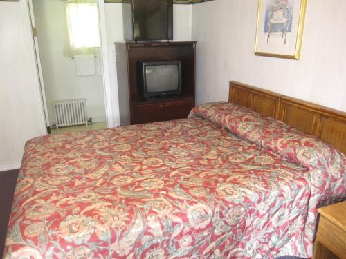 1 queen bed