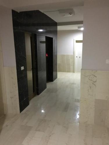 White Residence Apartament - image 8