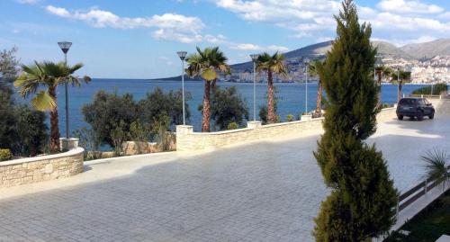 White Residence Apartament - image 11