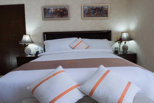 Capital Hotel and Spa image 11