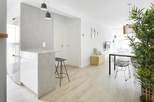 Marina Suite by FeelFree Rentals - image 3