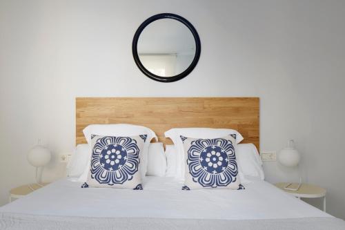 Marina Suite by FeelFree Rentals - image 10