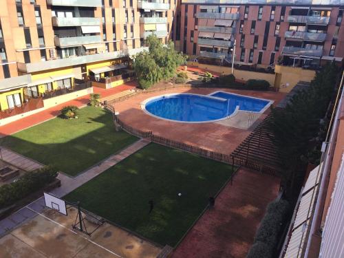 Apartment with 3 bedrooms in Terrassa with wonderful city view shared pool enclosed garden 30 km fro