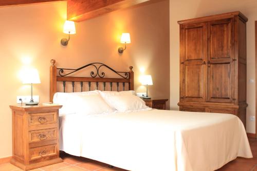 Apartamentos Los Rosales de Isabel - Accommodation - Corral de Ayllón