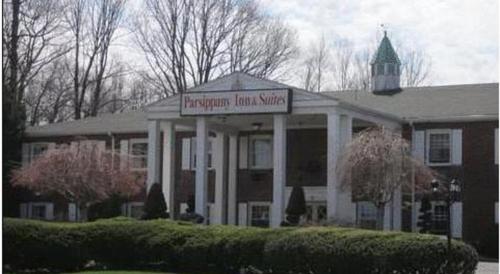 The Parsippany Inn and Suites - image 8
