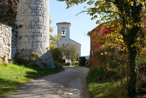 Gorges du Verdon charme et authenticite semaine du samedi au samedi en juillet et août