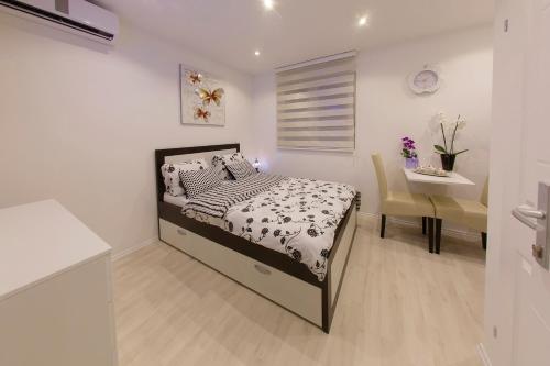 Apartments Aida - image 4