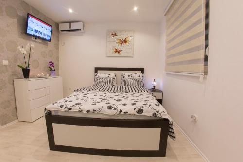 Apartments Aida - image 12