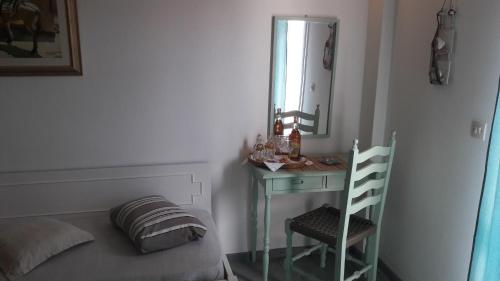 Eros Beach Hotel - image 13
