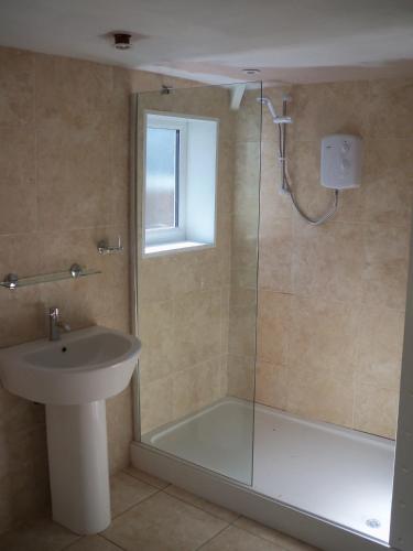 Halfway House - image 9