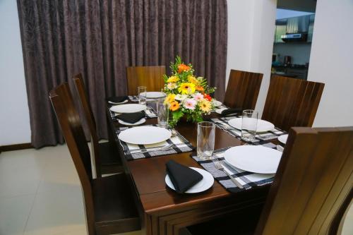 Miyura Holiday Bungalow