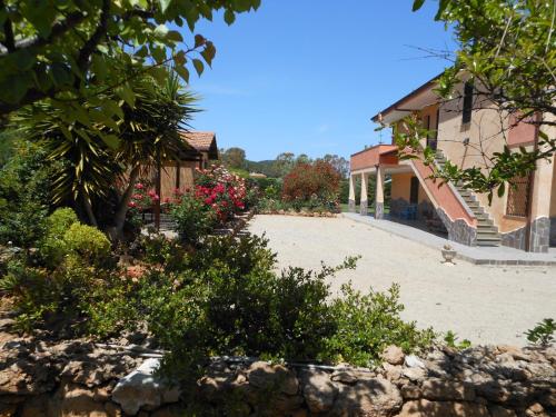 Bed and breakfast Le Camelie - image 9