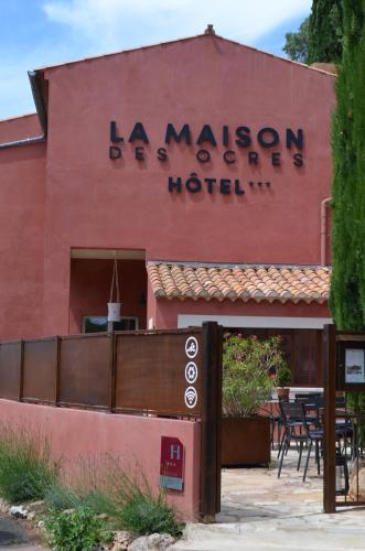 La Maison des Ocres ***