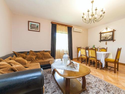 Holiday House Stari Volat - image 11