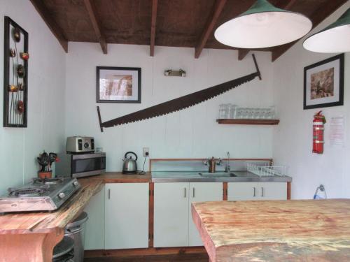 Studio with Private Bathroom - Hideaway