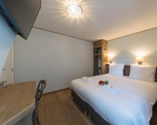 Tweepersoonskamer, eigen badkamer