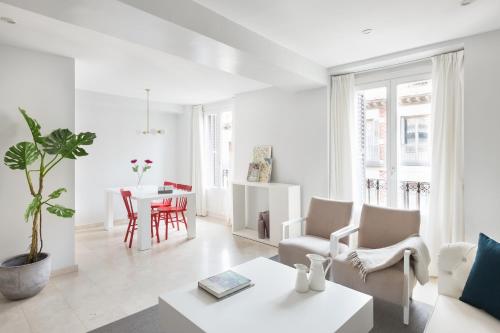 Carretas Apartments, Madrid