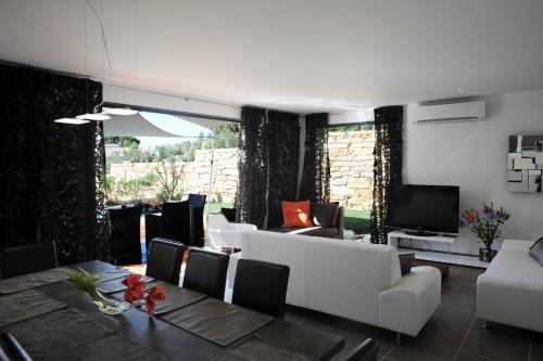 Le Hameau de la Crique de l'Anglaise in Bandol