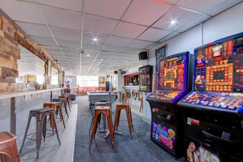 The Sandringham Court Hotel & Legends Sports Bar & Restaurant - image 5