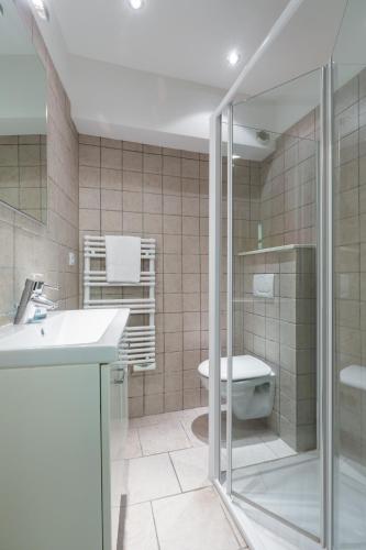 Studio Port - image 5