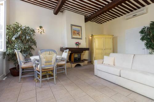 Studio Port - image 10