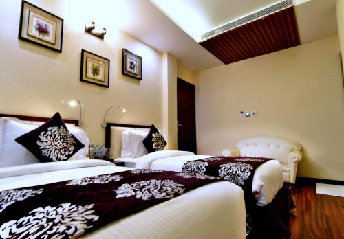 Kama International in Gorakhpur