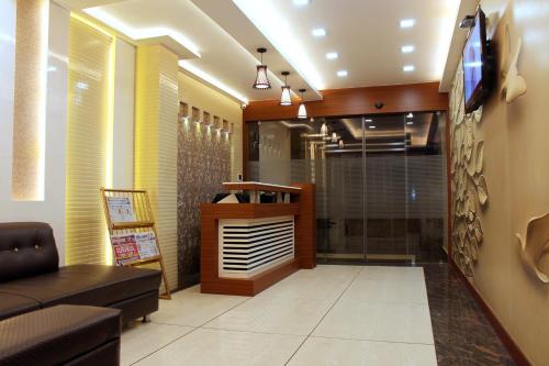 Előcsarnok, Kama International in Gorakhpur