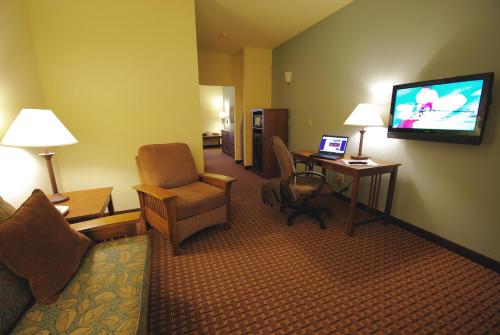 Mountain Inn & Suites Airport - Hendersonville – Hendersonville, NC