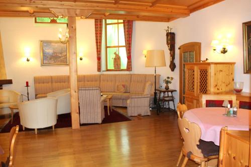 Hotel Georgenhof - image 10