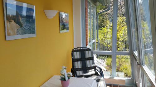 Balcony/terrace, Ferienwohnung Granitzblick 3 mit Wintergarten und Seeblick in Altensien