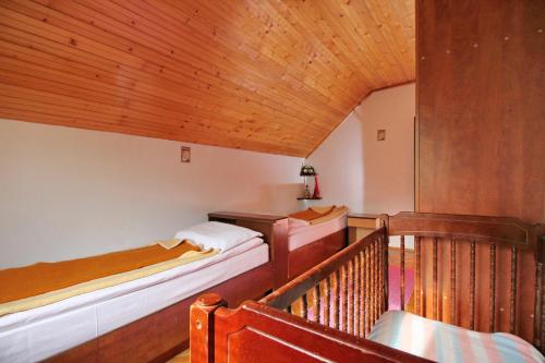 Deluxe Apartment image 9