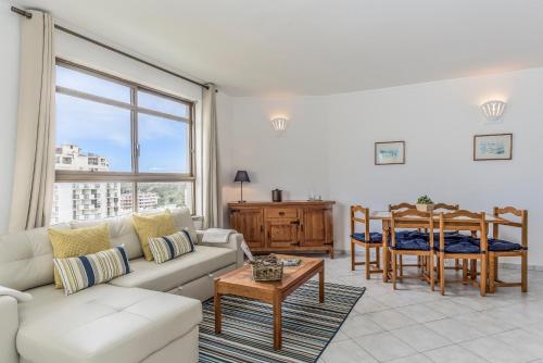  FLH Armacao de Pera Flat with Sea View in Armação de Pêra