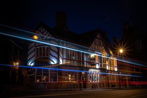 The Saddle Inn - Accommodation - Chester