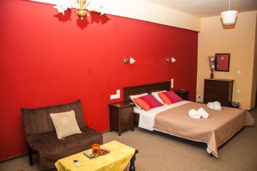 Chrysorama Rooms - image 11