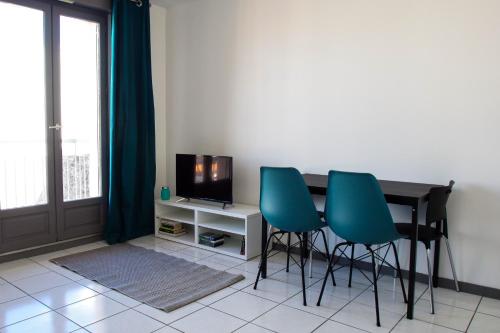 Castellane - 40 m2 avec balcon et parking - image 3